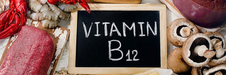 چرا پزشک میزان ویتامین B12 خون را اندازه‌گیری می‌کند؟