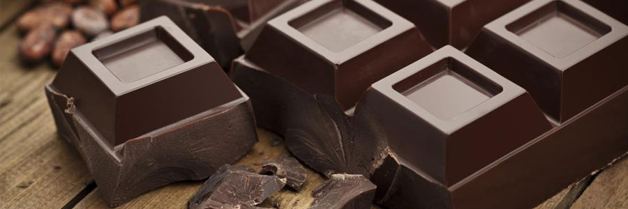 10 دلیل شگفت‌انگیز برای آنکه از شکلات تلخ استفاده کنید