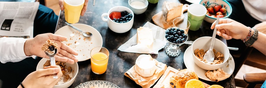 چرا خوردن صبحانه برای سلامتی مفید است؟
