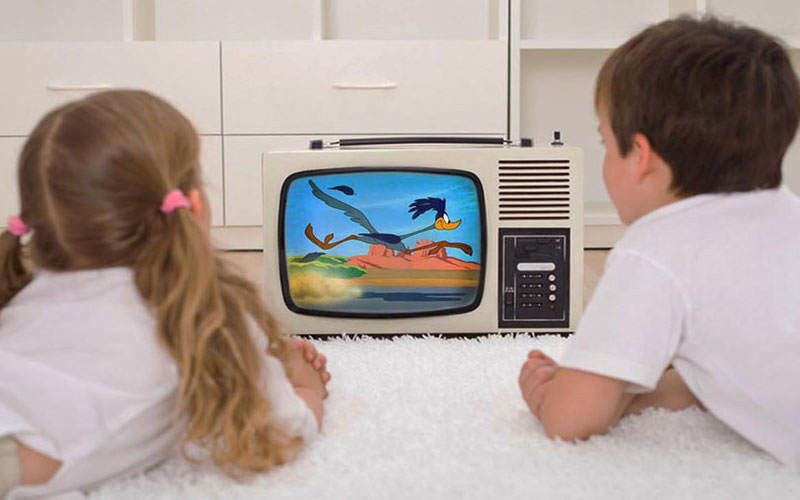 عوارض تماشای تلویزیون در کودکان